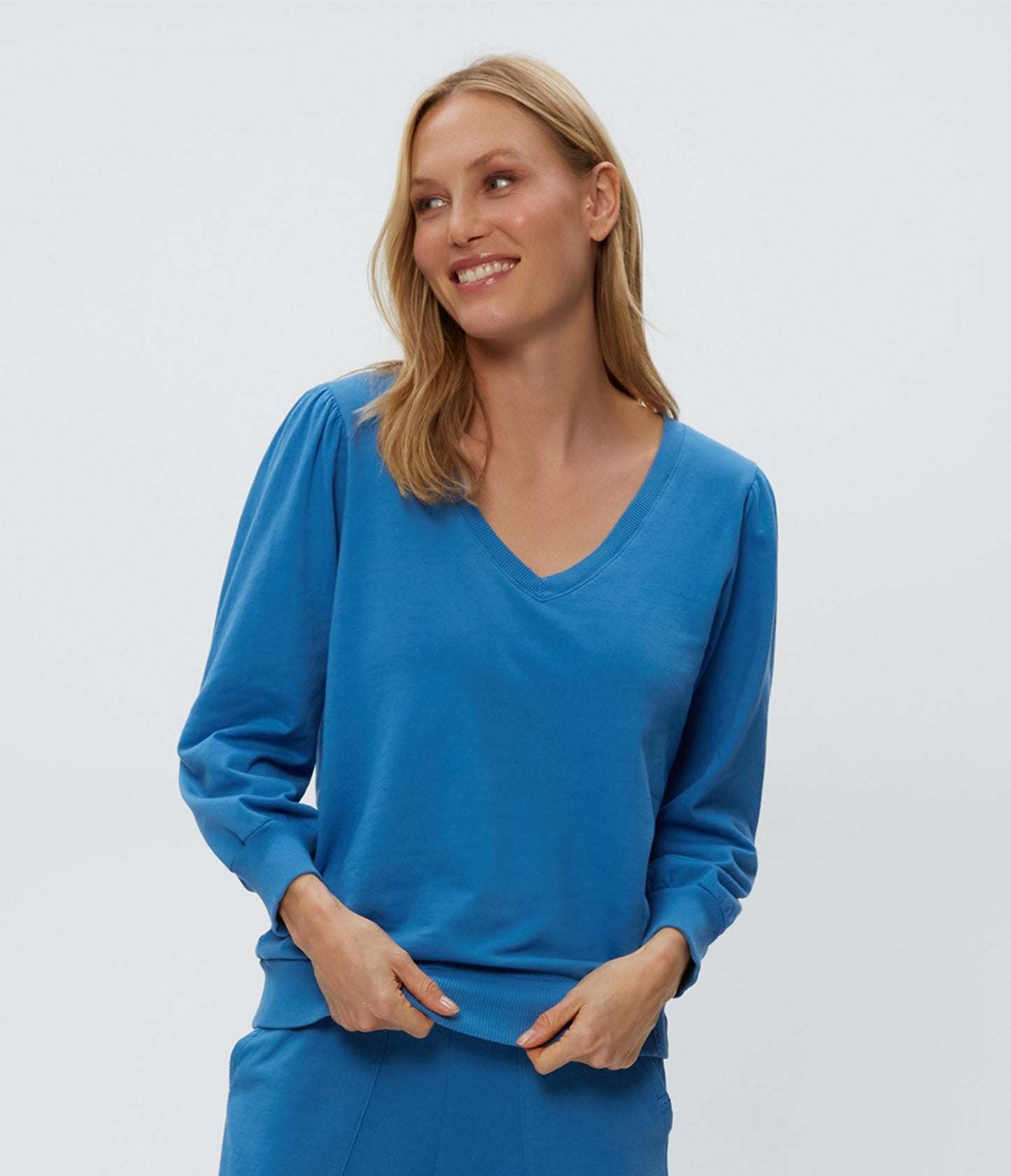 Kit V-Neck Sweatshirt